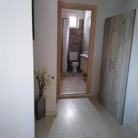 Fotini's Apartman Eleúsza