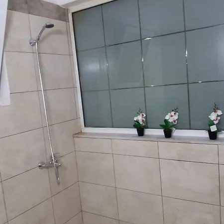 Fotini's Eleúsza