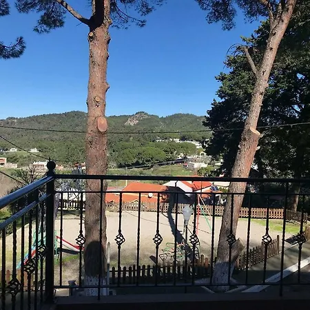 Fotini's Eleúsza